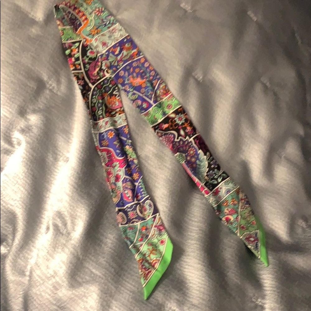 Hermes “Twilly” scarf